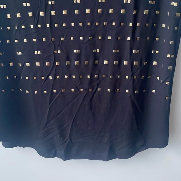 COPY - Live and let live women’s blouse - Picture 6 of 9